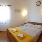 Lori