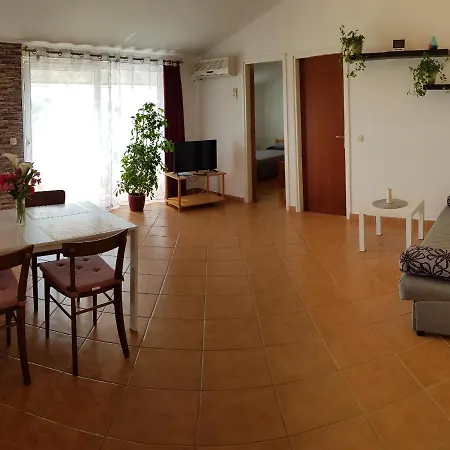 Lori Πόρετς