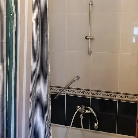 Lori Apartmán *