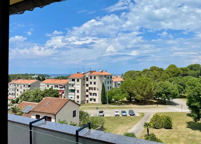 Lori Apartment